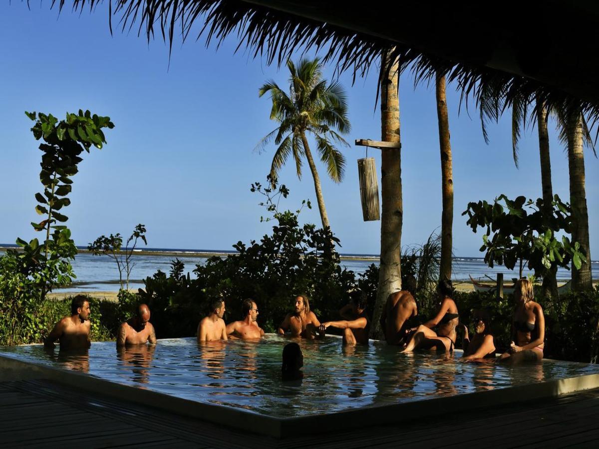 Bravo Beach Resort General Luna  Dış mekan fotoğraf