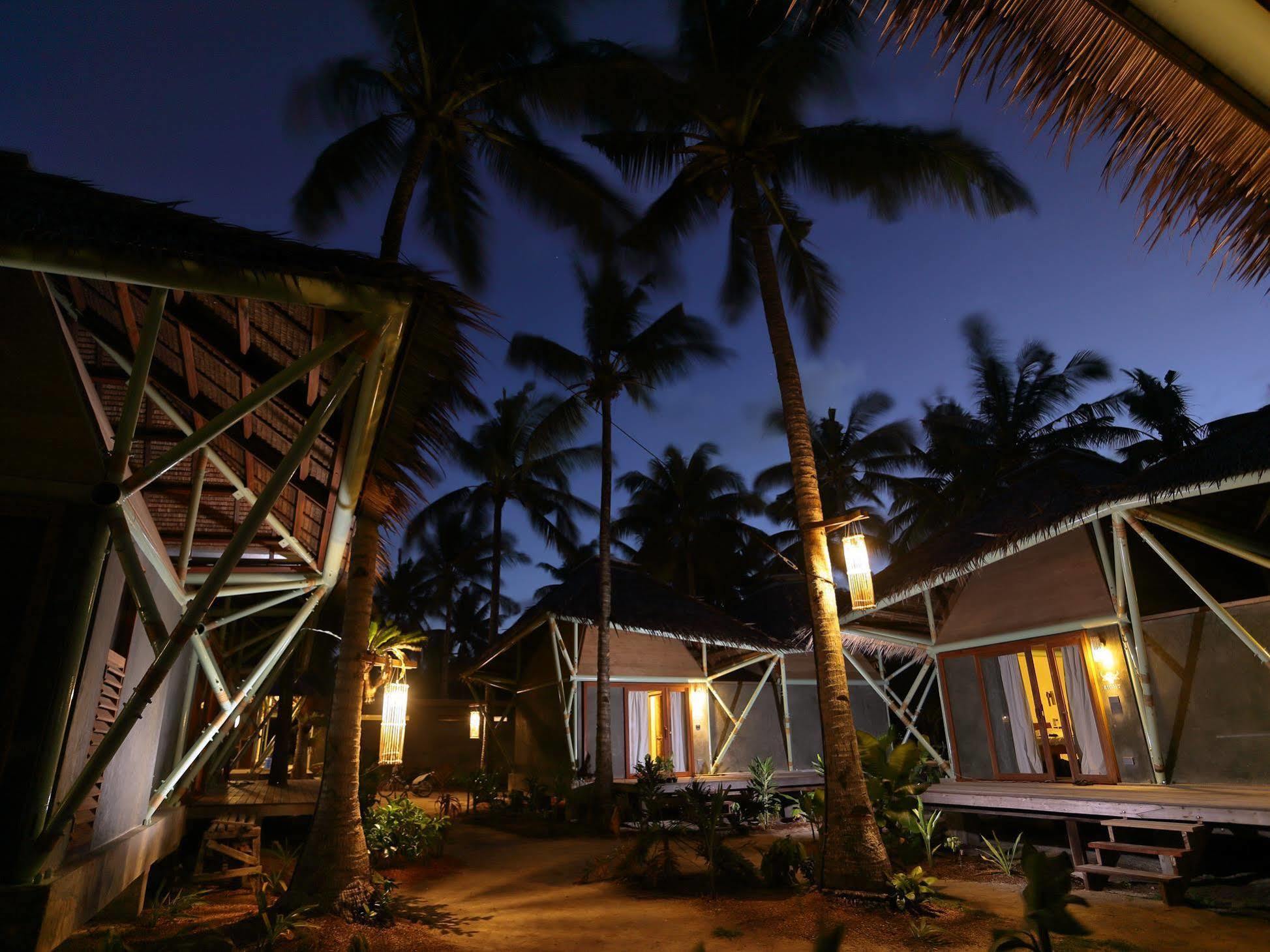 Bravo Beach Resort General Luna  Dış mekan fotoğraf